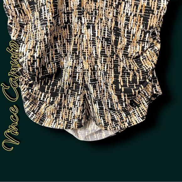 Preowned EUC Vince Camuto Abstract Print Stretch Blouse – Size M - Picture 2 of 8